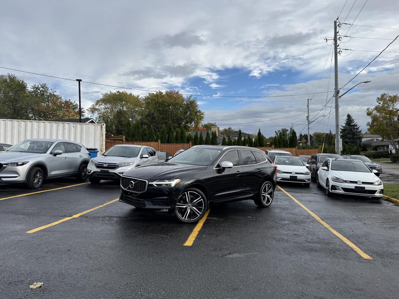 2019 Volvo XC60 T6 AWD R-Design   0 Accidents Photo