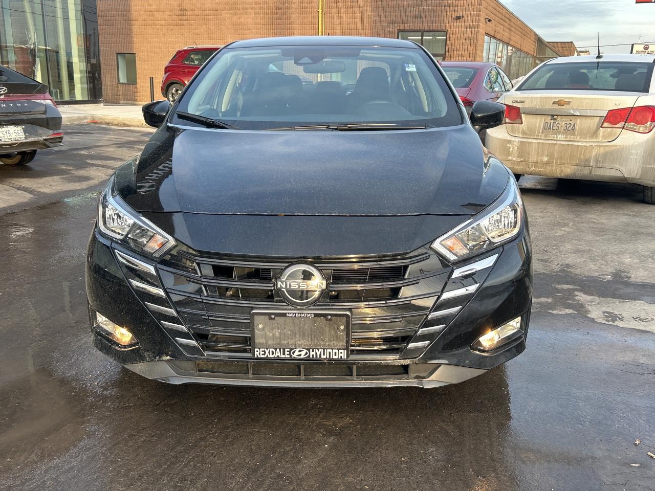 2024 Nissan Versa S CVT   CLEAN CAR FAX Photo