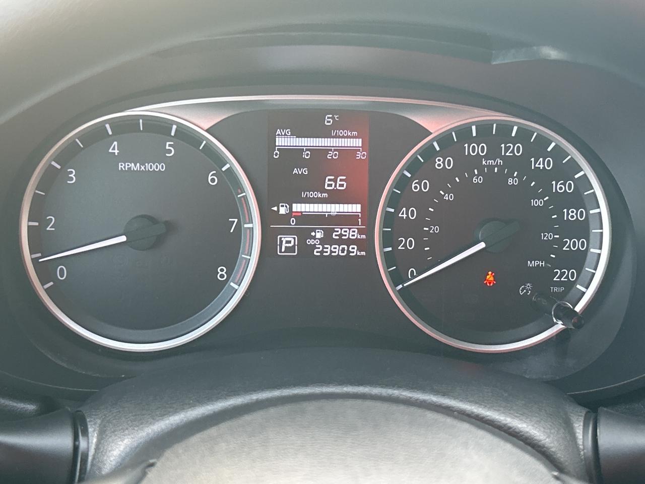 2024 Nissan Versa S CVT   CLEAN CAR FAX Photo