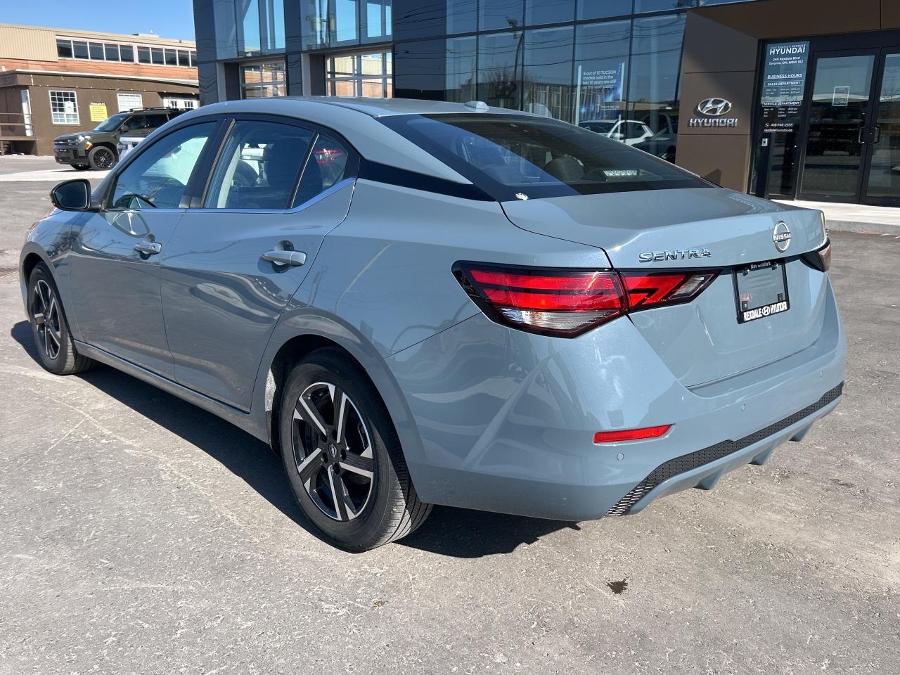 2024 Nissan Sentra SV CVT   CLEAN CAR FAX Photo