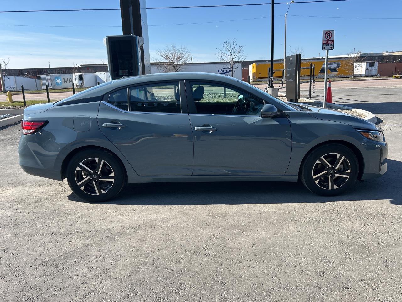 2024 Nissan Sentra SV CVT   CLEAN CAR FAX Photo