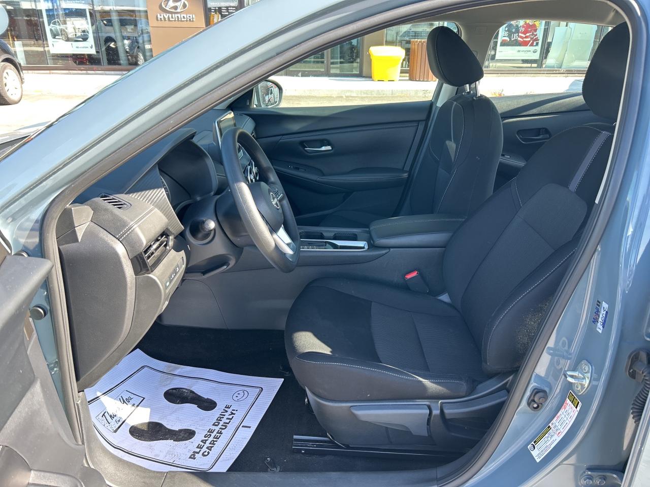 2024 Nissan Sentra SV CVT   CLEAN CAR FAX Photo