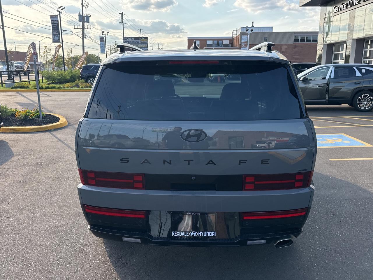 2024 Hyundai Santa Fe Ultimate Calligraphy AWD   Starting from 5.29% OAC Photo