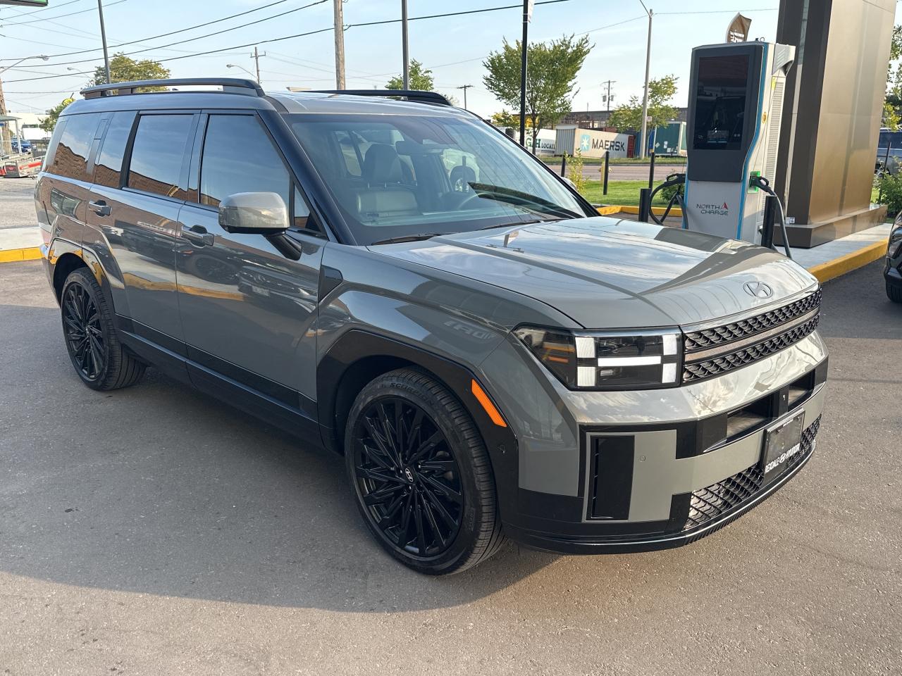 2024 Hyundai Santa Fe Ultimate Calligraphy AWD   Starting from 5.29% OAC Photo