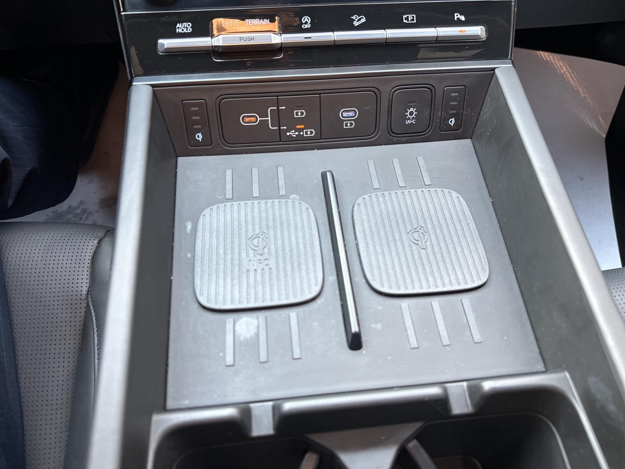 2024 Hyundai Santa Fe Ultimate Calligraphy AWD   Starting from 5.29% OAC Photo