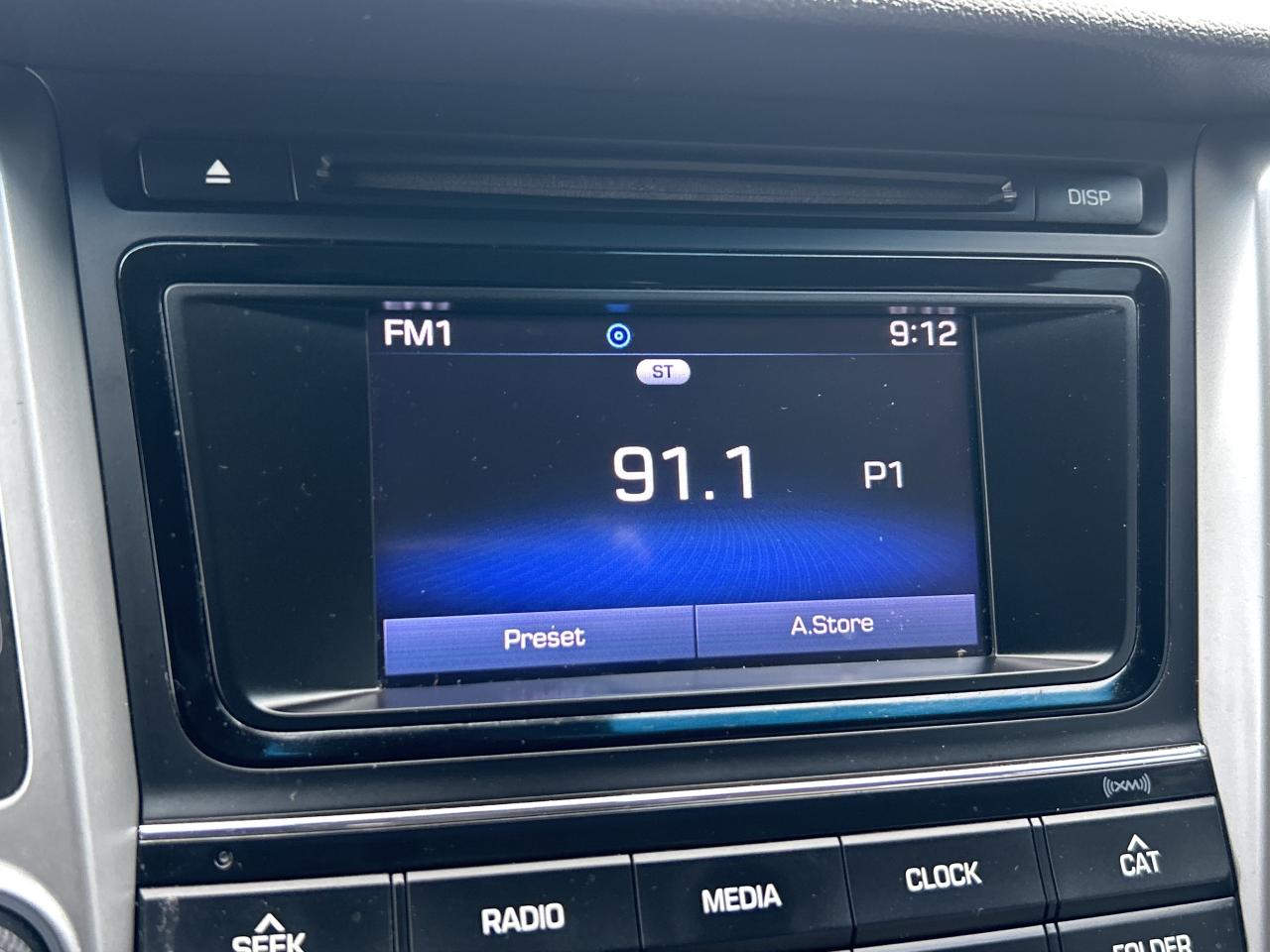 2017 Hyundai Tucson SE AWD 4dr 2.0L Photo