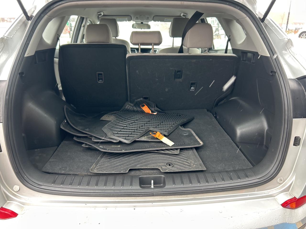 2017 Hyundai Tucson SE AWD 4dr 2.0L Photo