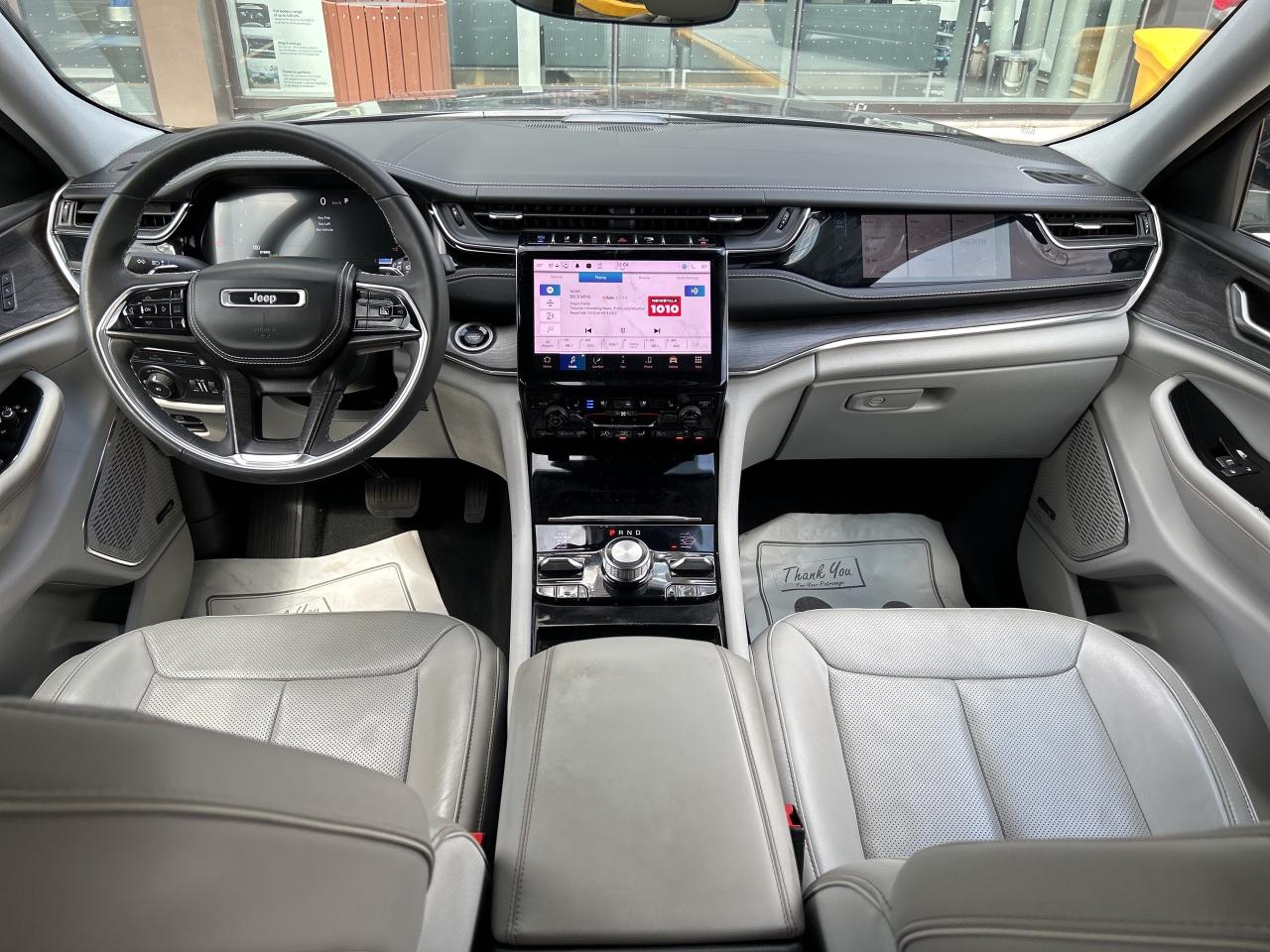 2022 Jeep Grand Cherokee 4xe OVERLAND PHEV AWD   CLEAN CARFAX Photo