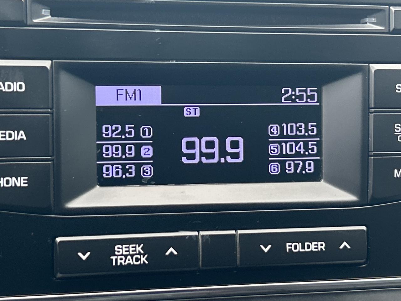 2017 Hyundai Elantra 4dr Sdn Auto LE   CLEAN CARFAX   ONE OWNER Photo