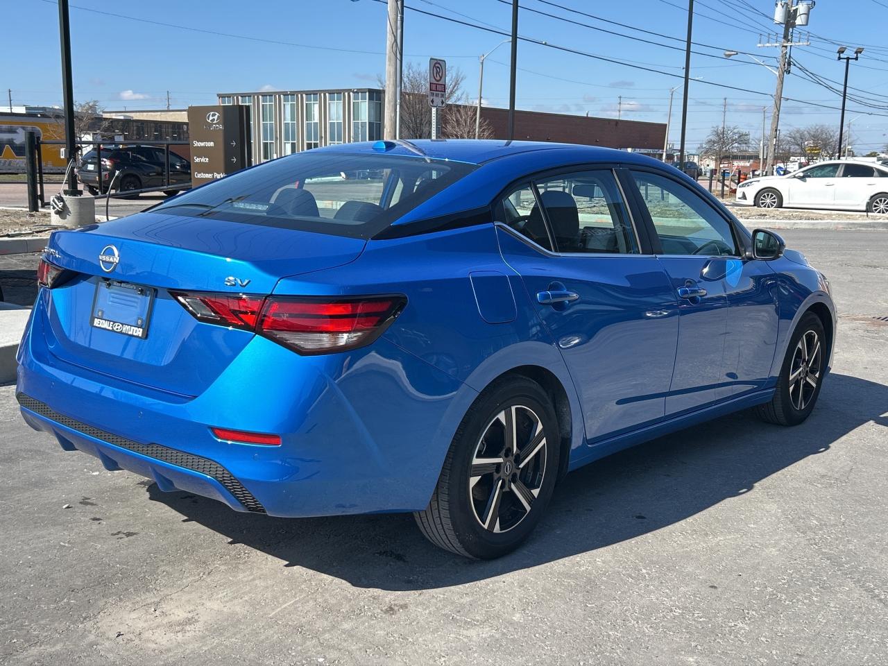 2024 Nissan Sentra SV CVT Photo