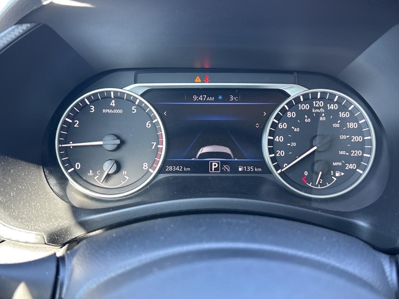 2024 Nissan Sentra SV CVT Photo