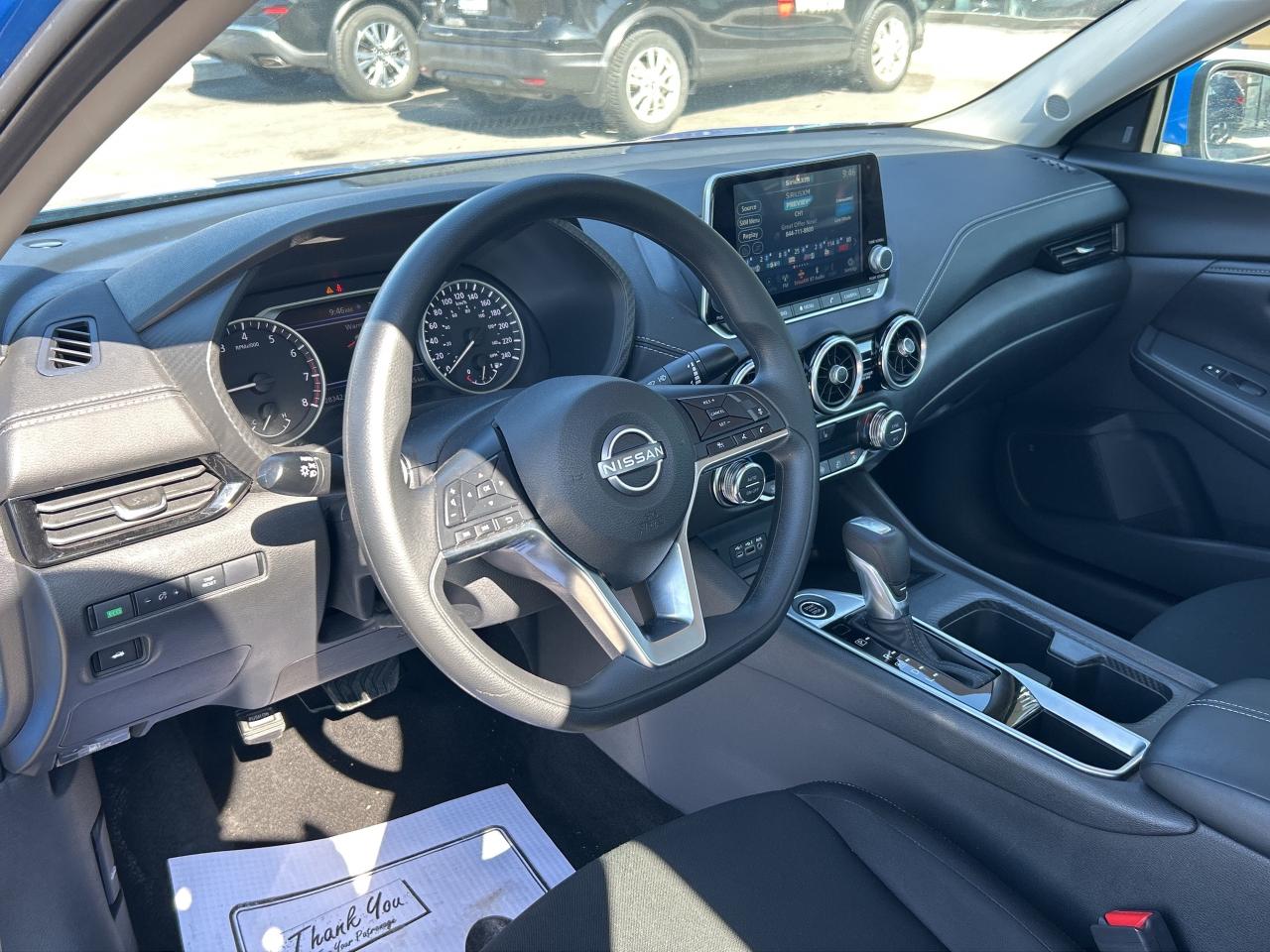 2024 Nissan Sentra SV CVT Photo