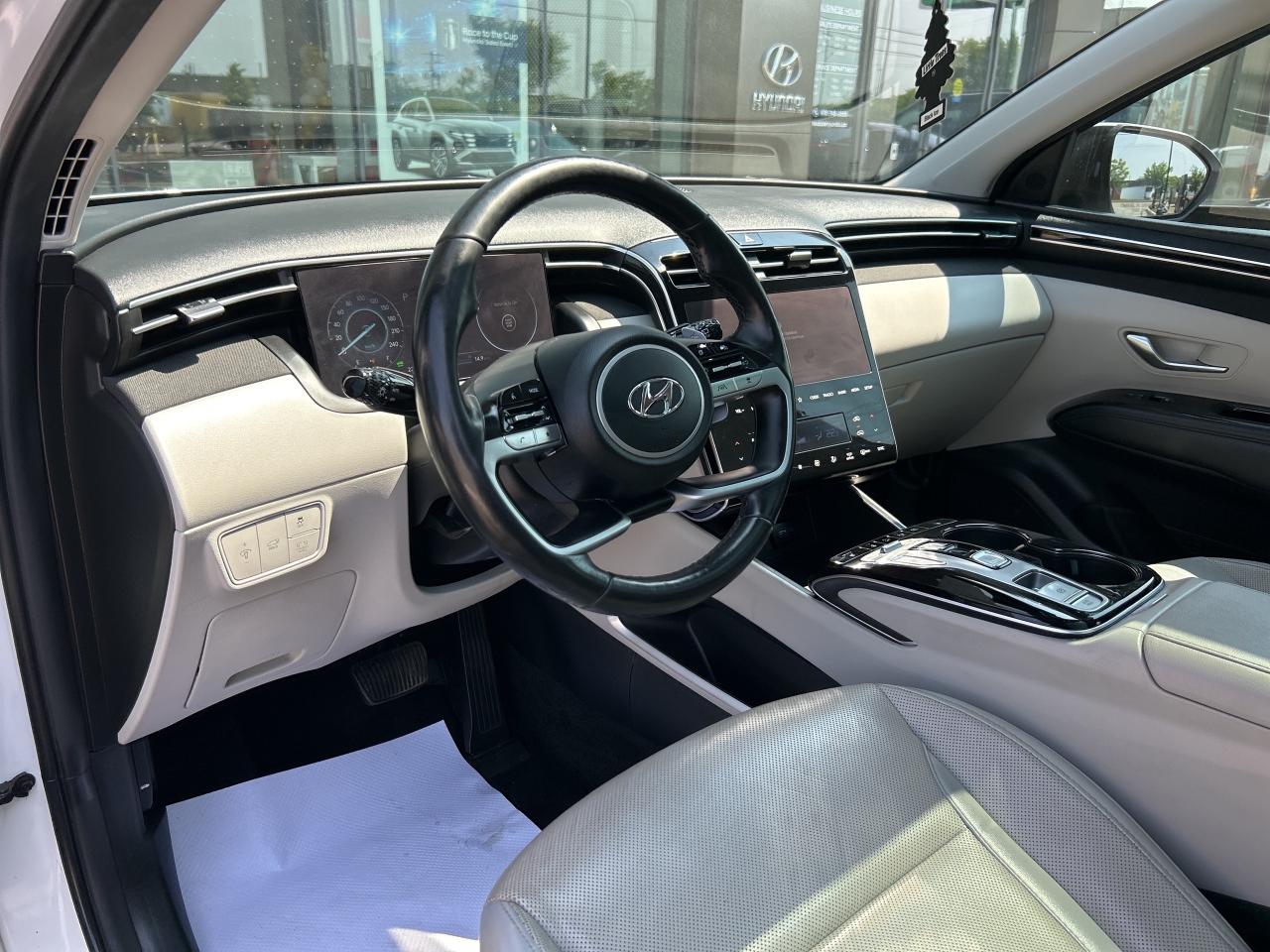 2023 Hyundai Tucson Hybrid Luxury AWD   Starting from 4.49% OAC Photo