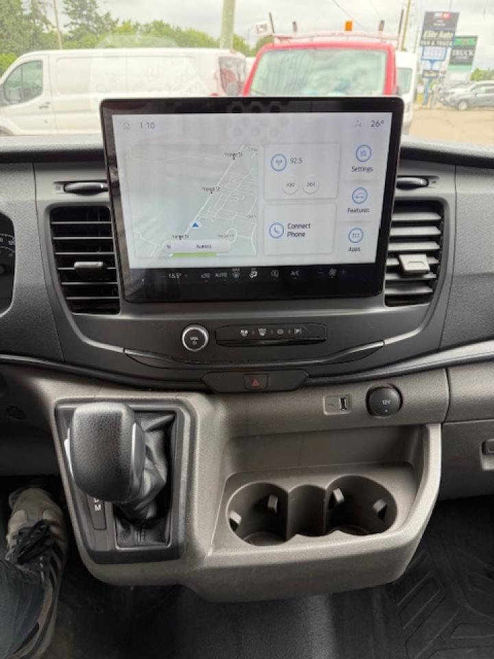 2023 Ford Transit Cargo Van Mid Roof, 30,000 Kms. navigation. Photo