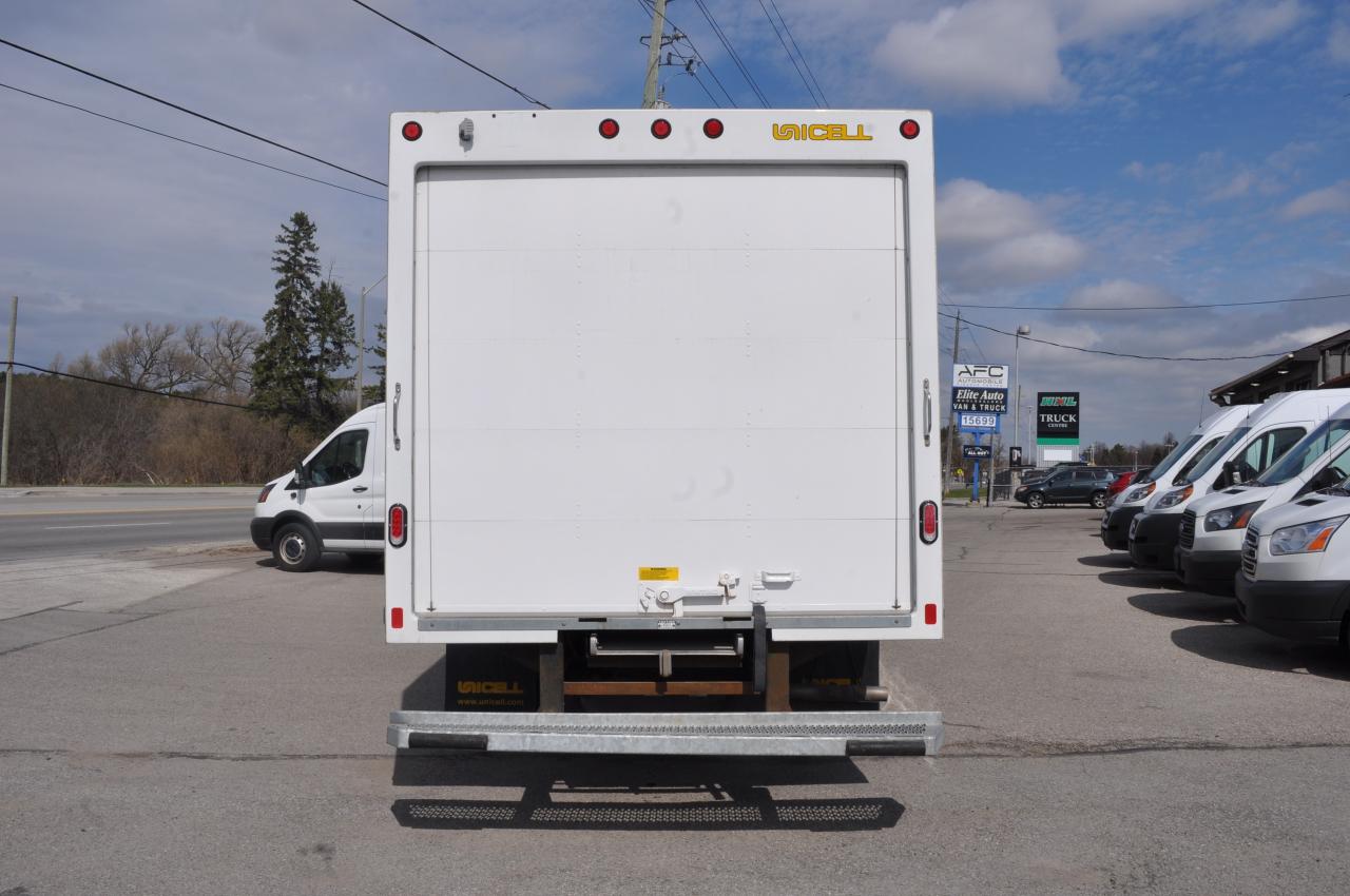 2021 Ford E-Series 16Ft  Box + Ramp Photo