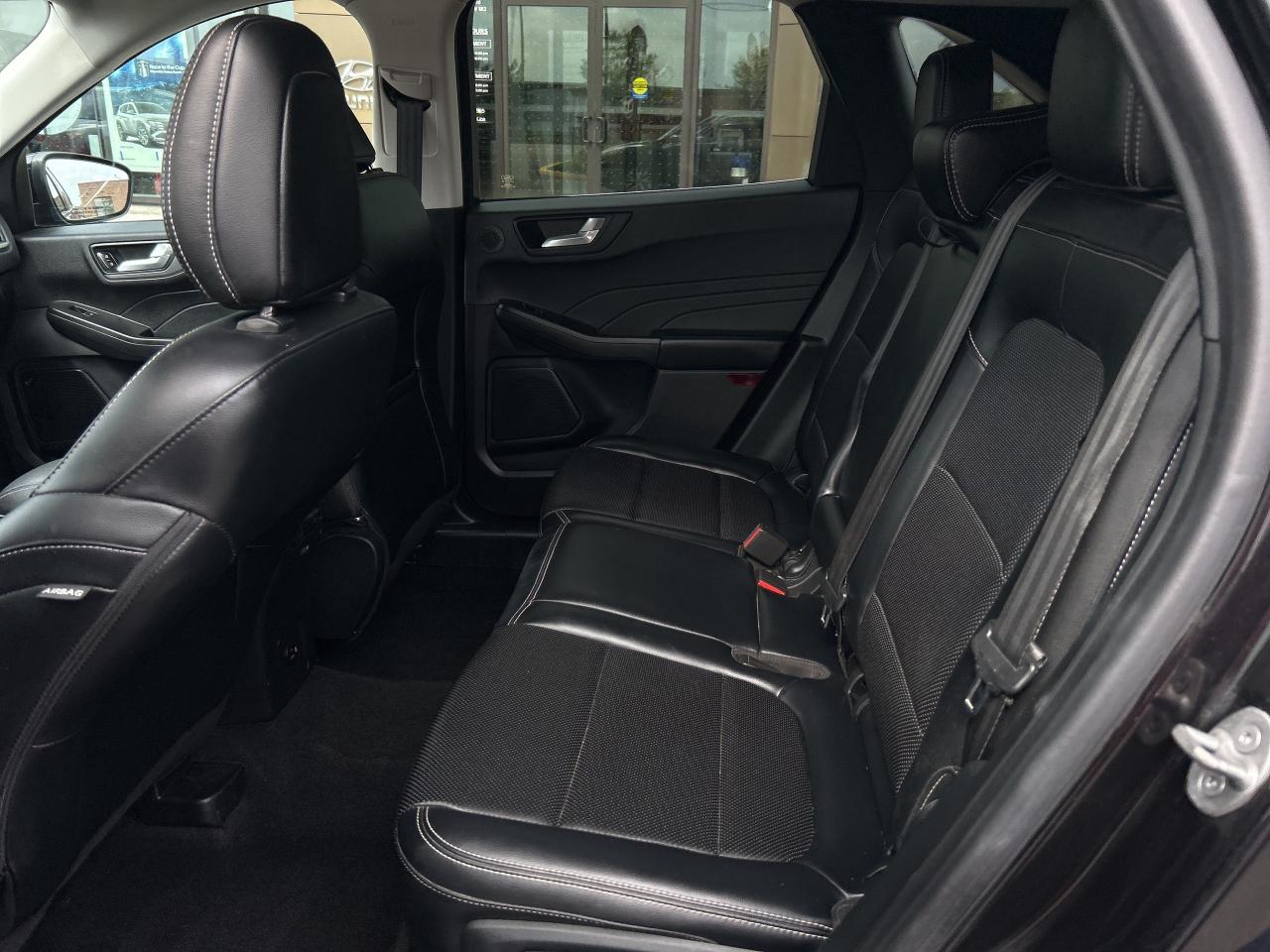 2021 Ford Escape TITANIUM AWD   As is Special Photo