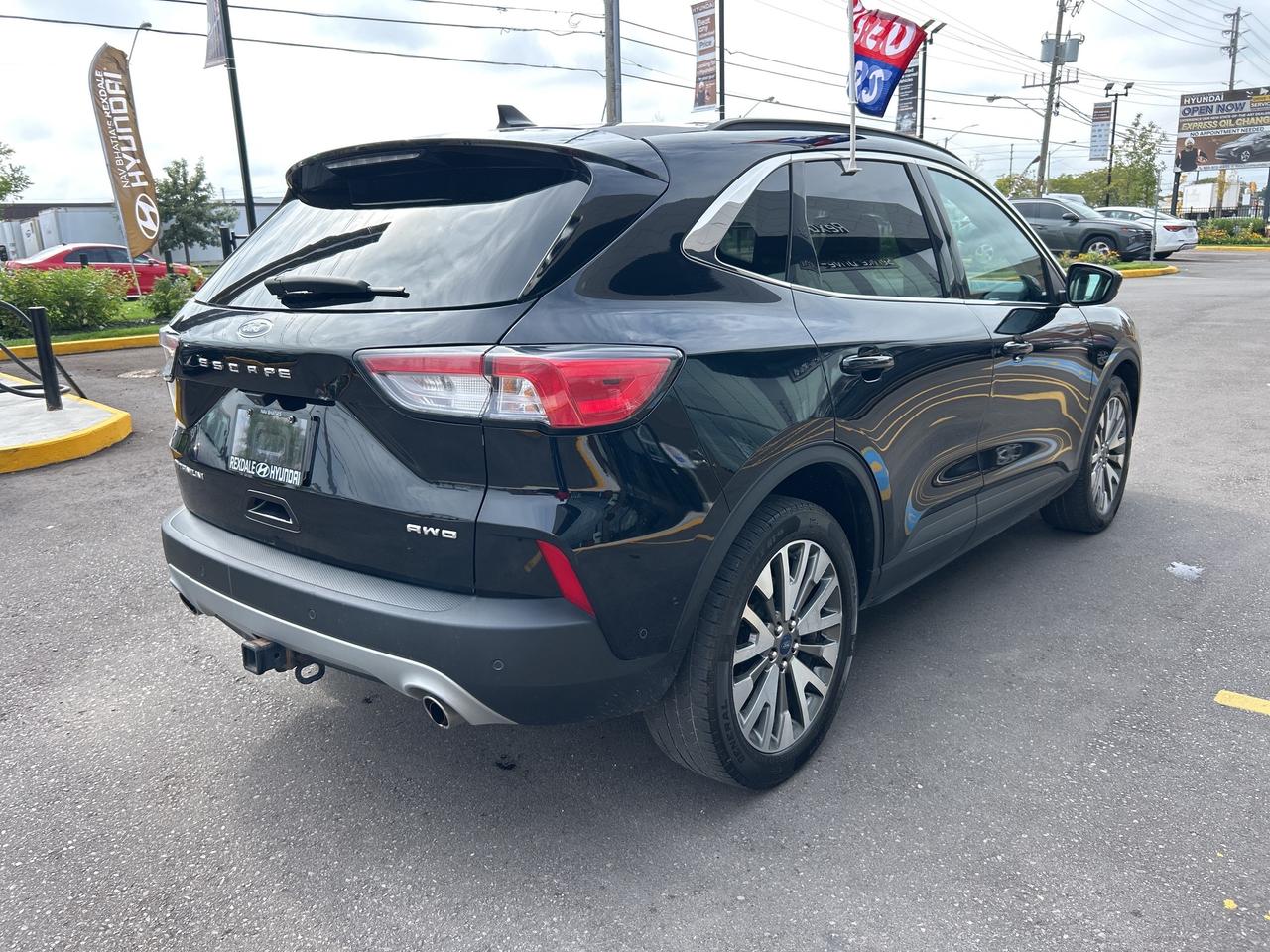 2021 Ford Escape TITANIUM AWD   As is Special Photo