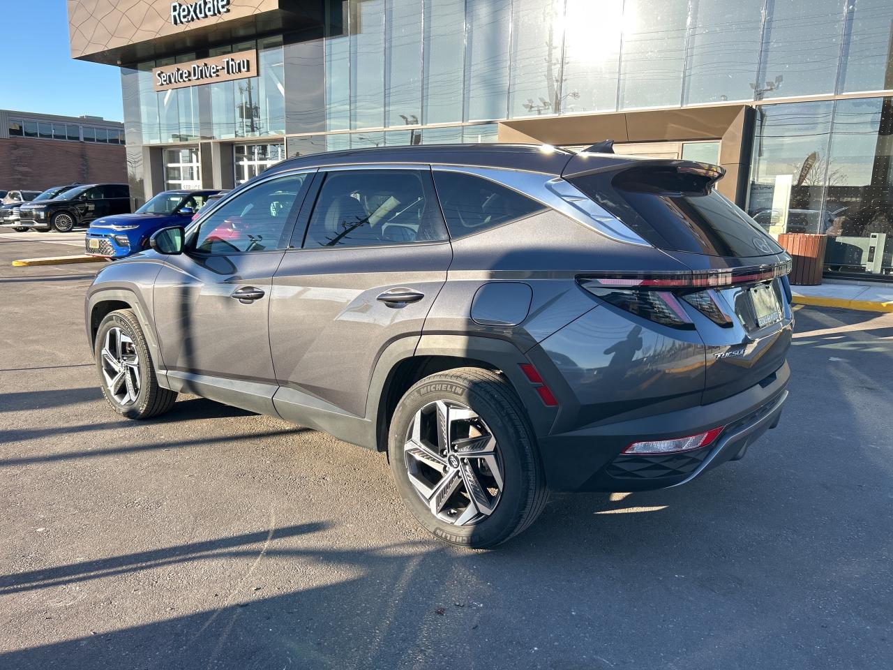 2023 Hyundai Tucson Hybrid Luxury AWD   Starting from 4.49% OAC Photo2