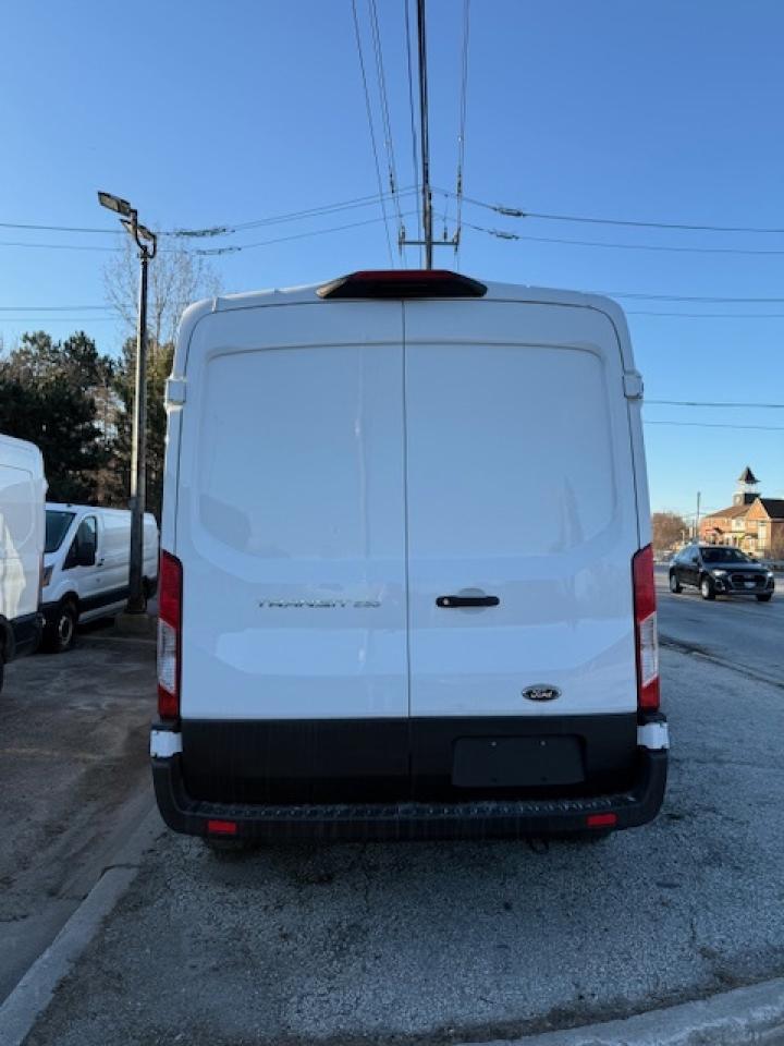 2020 Ford Transit Cargo Van  Photo4