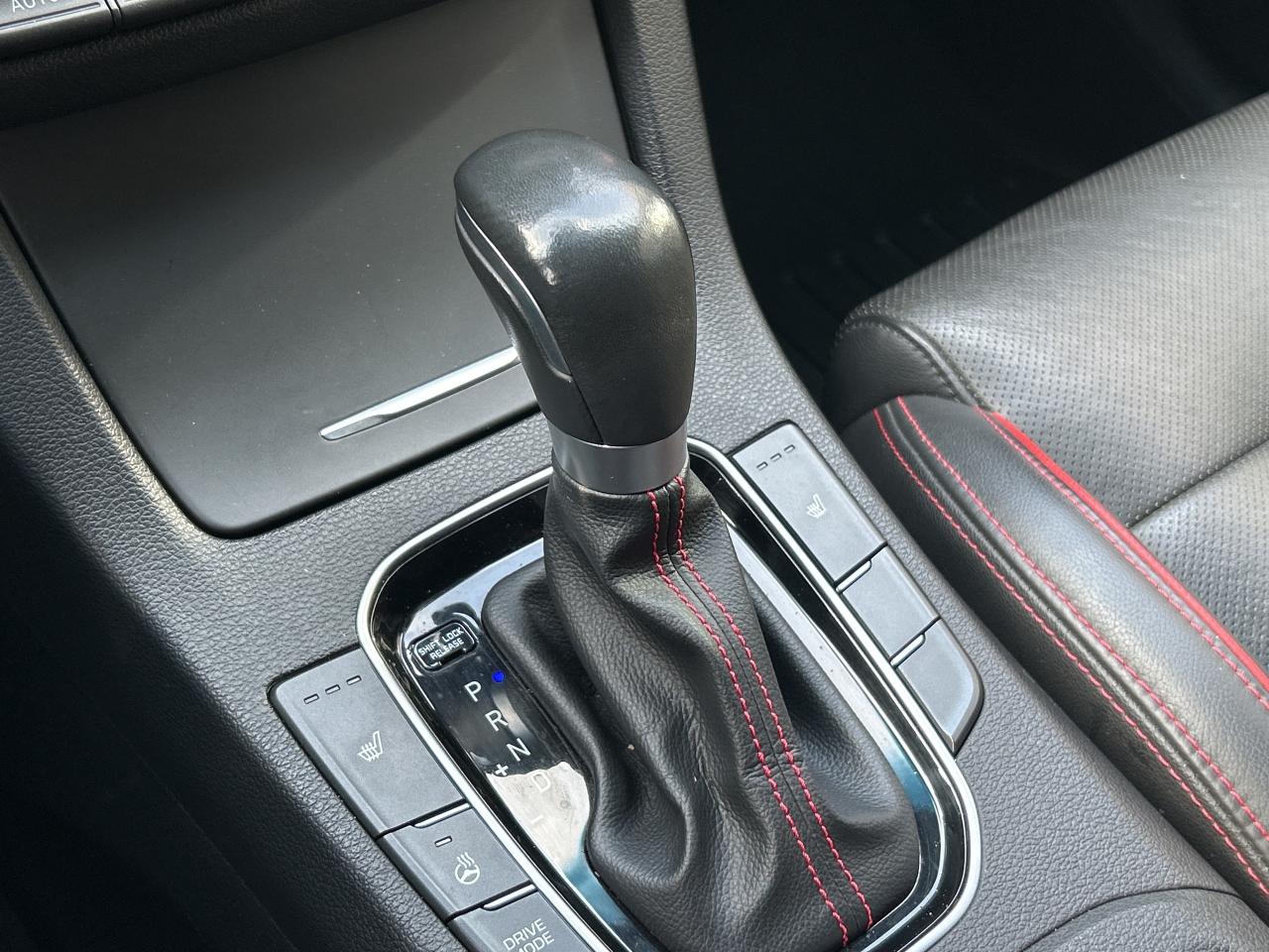 2018 Hyundai Elantra GT Sport DCT Photo