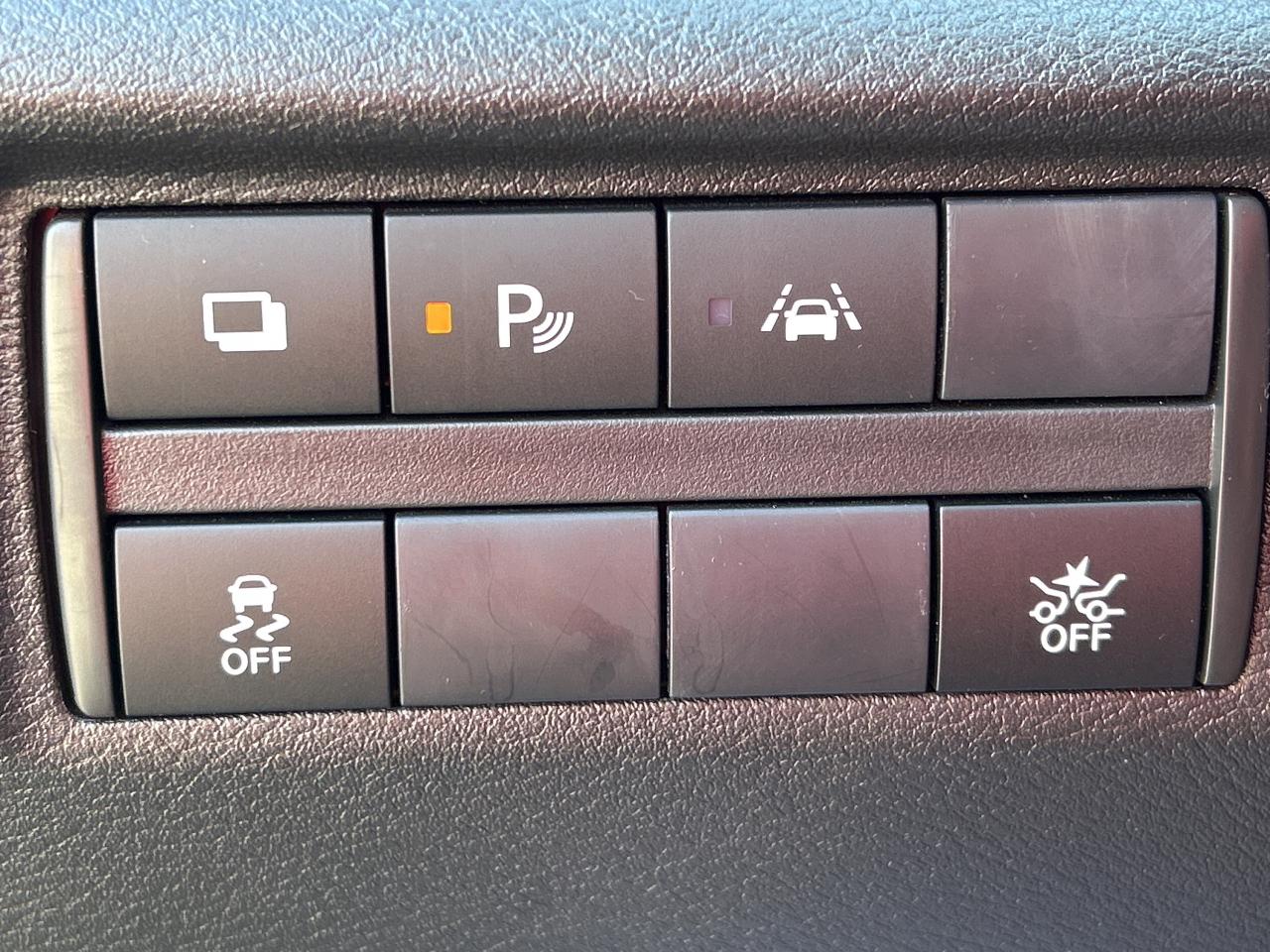 2024 Nissan Versa S CVT   CLEAN CAR FAX Photo