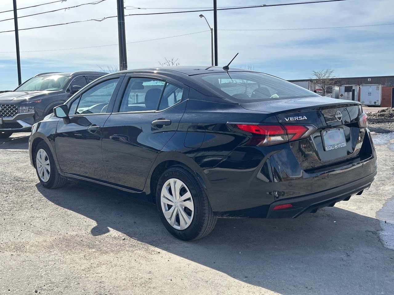 2024 Nissan Versa S CVT   CLEAN CAR FAX Photo2