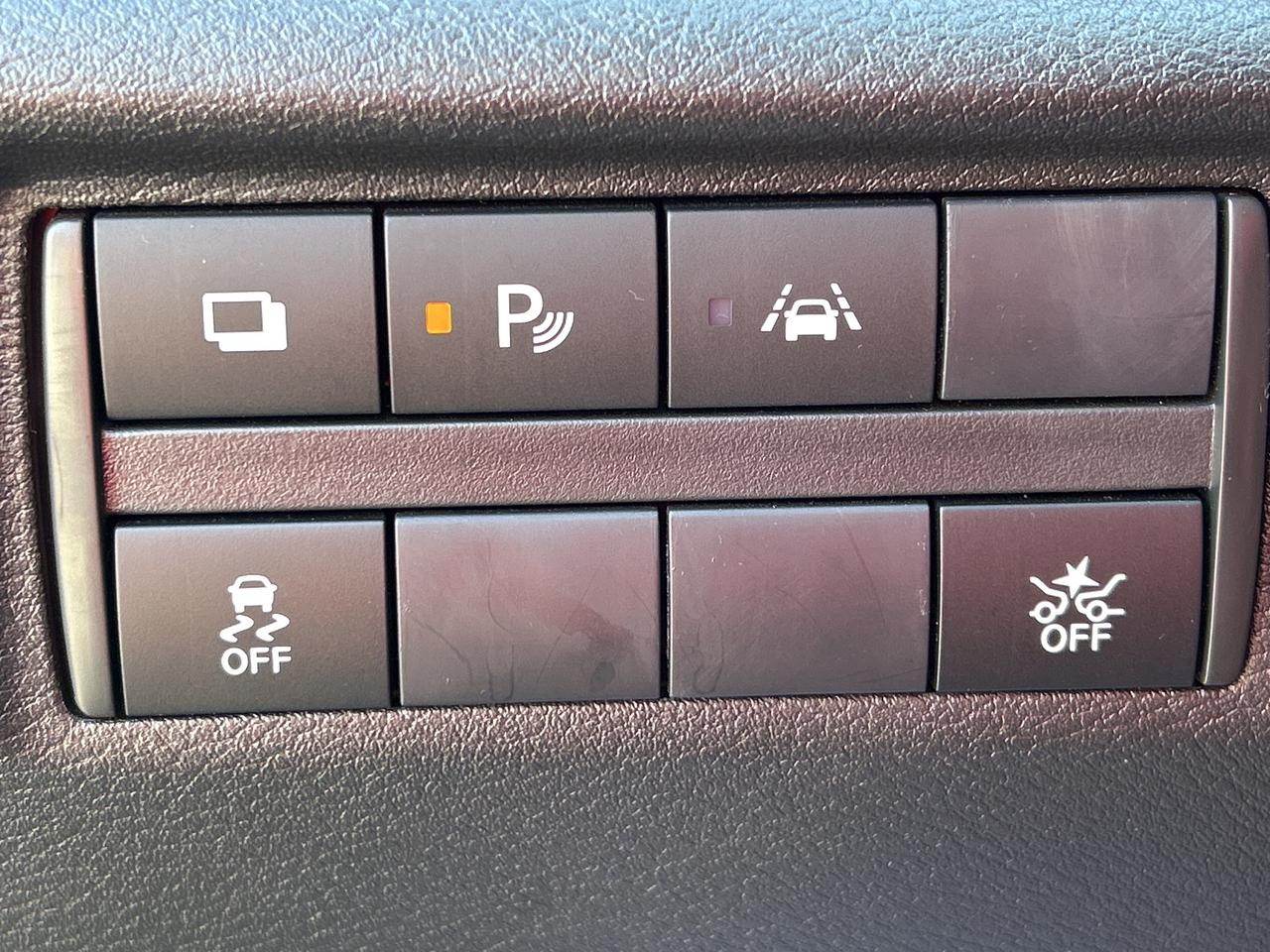 2024 Nissan Versa S CVT   CLEAN CAR FAX Photo