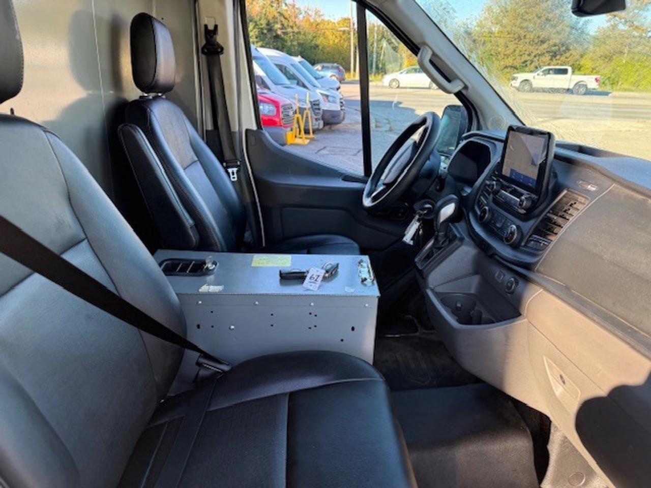 2021 Ford Transit Cargo Van T-350 Mid Roof, Photo3