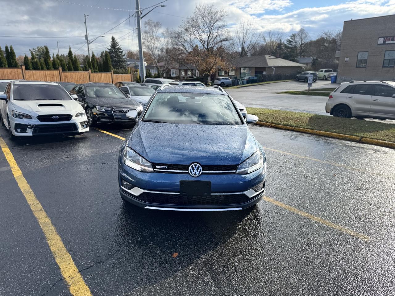 2019 Volkswagen Golf Alltrack Highline DSG   0 Accidents! Photo2