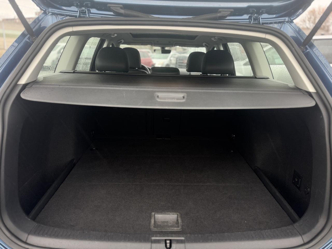 2019 Volkswagen Golf Alltrack Highline DSG   0 Accidents! Photo