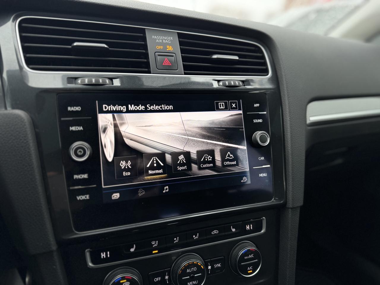 2019 Volkswagen Golf Alltrack Highline DSG   0 Accidents! Photo