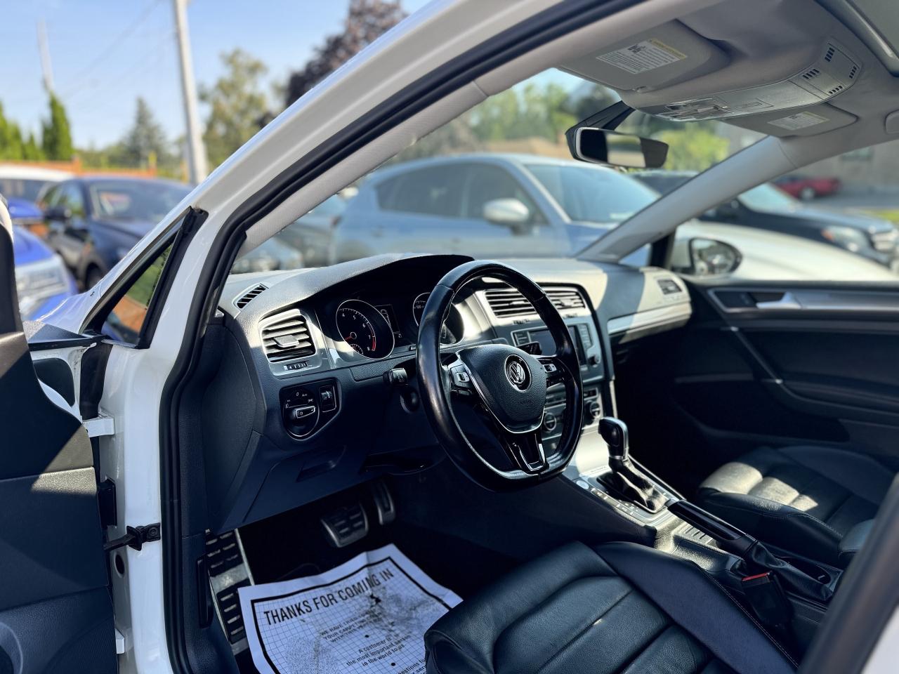 2017 Volkswagen Golf Alltrack Highline   0 Accidents   LOWKMS Photo