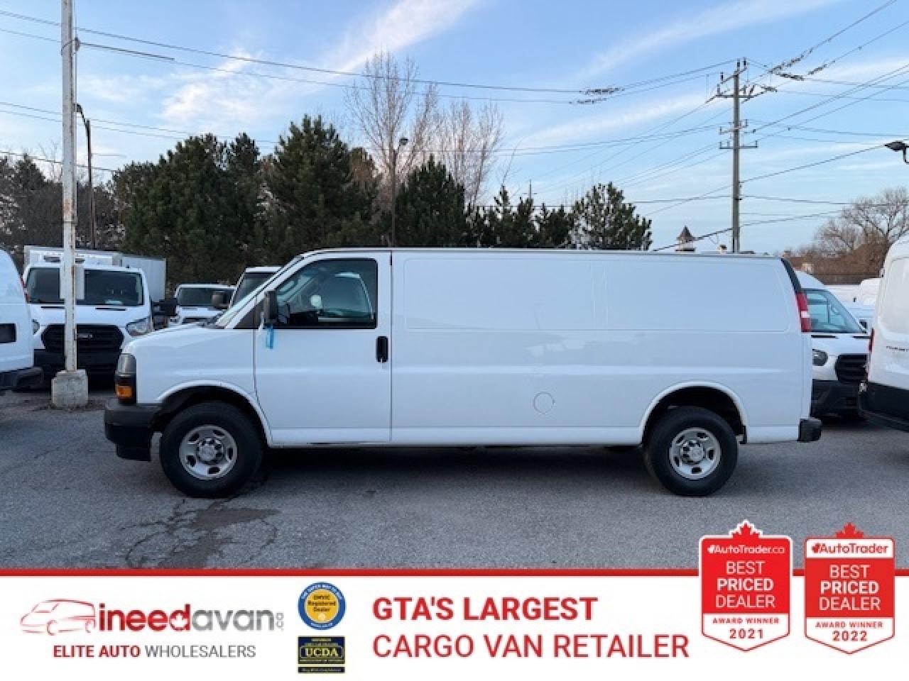 2020 Chevrolet Express Extended, V6, Fully loaded. Certified. Photo0