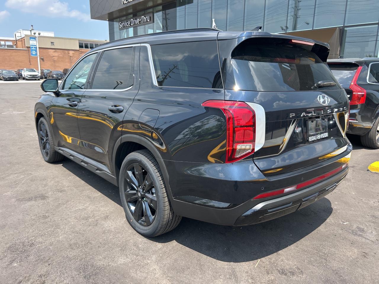 2025 Hyundai PALISADE Urban 8-Passenger AWD   Starting from 5.29% OAC Photo