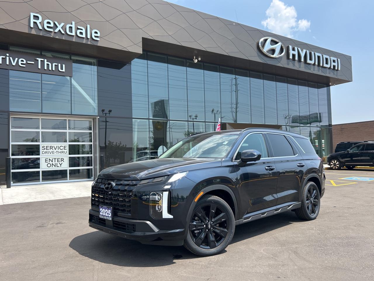 2025 Hyundai PALISADE Urban 8-Passenger AWD   Starting from 5.29% OAC Photo