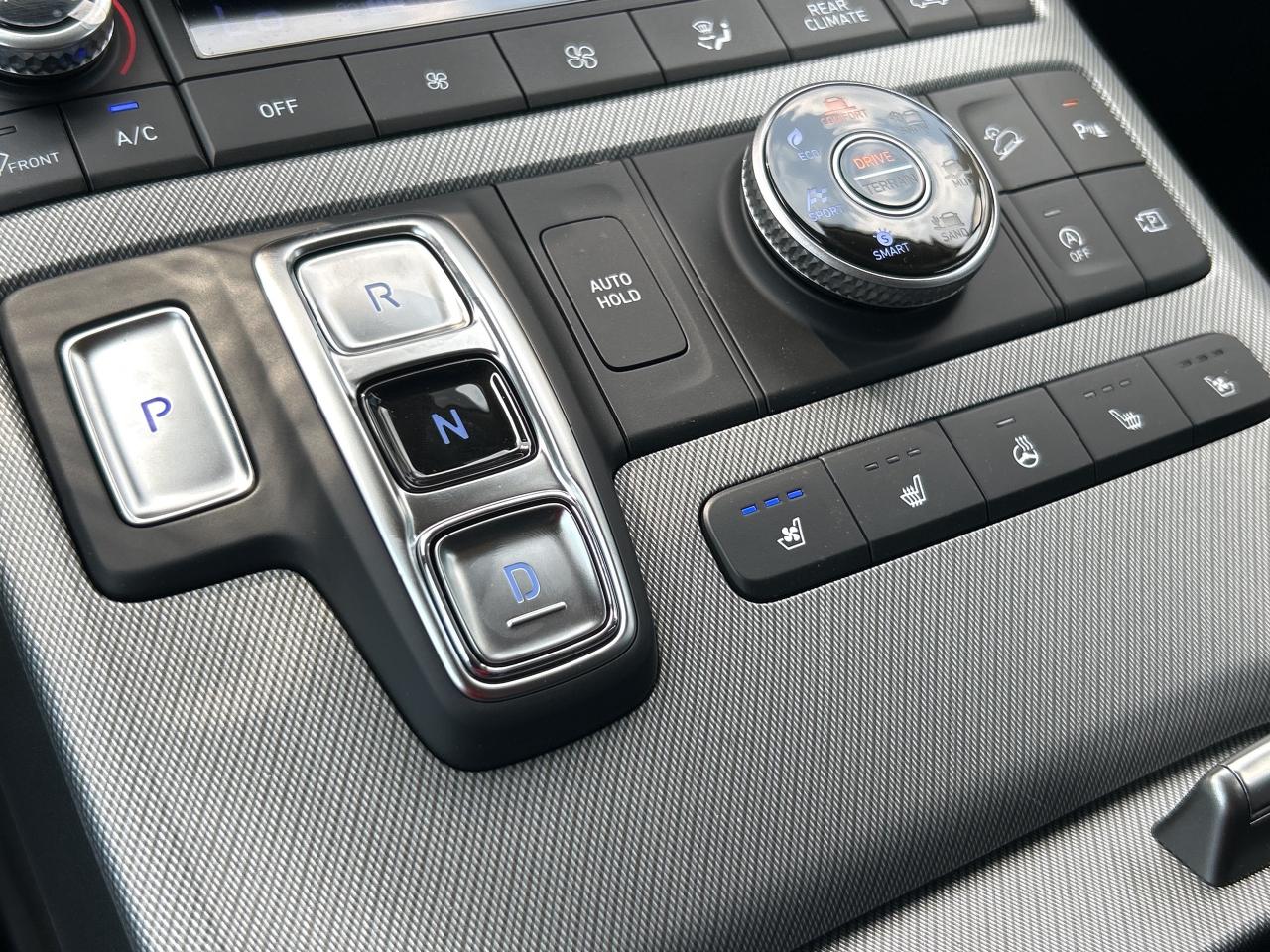 2025 Hyundai PALISADE Urban 8-Passenger AWD   Starting from 5.29% OAC Photo