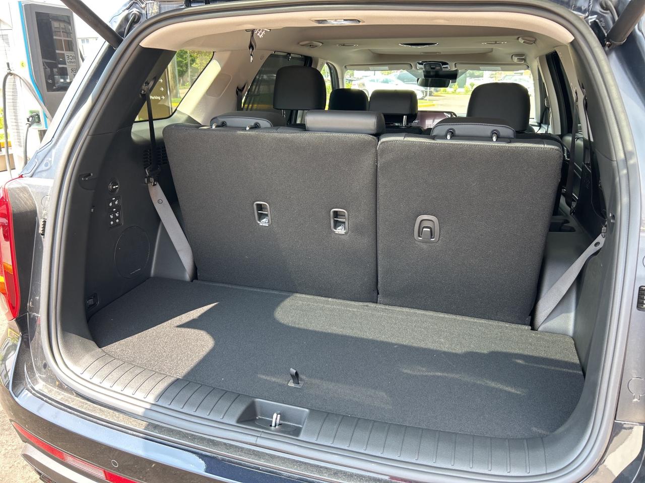 2025 Hyundai PALISADE Urban 8-Passenger AWD   Starting from 5.29% OAC Photo