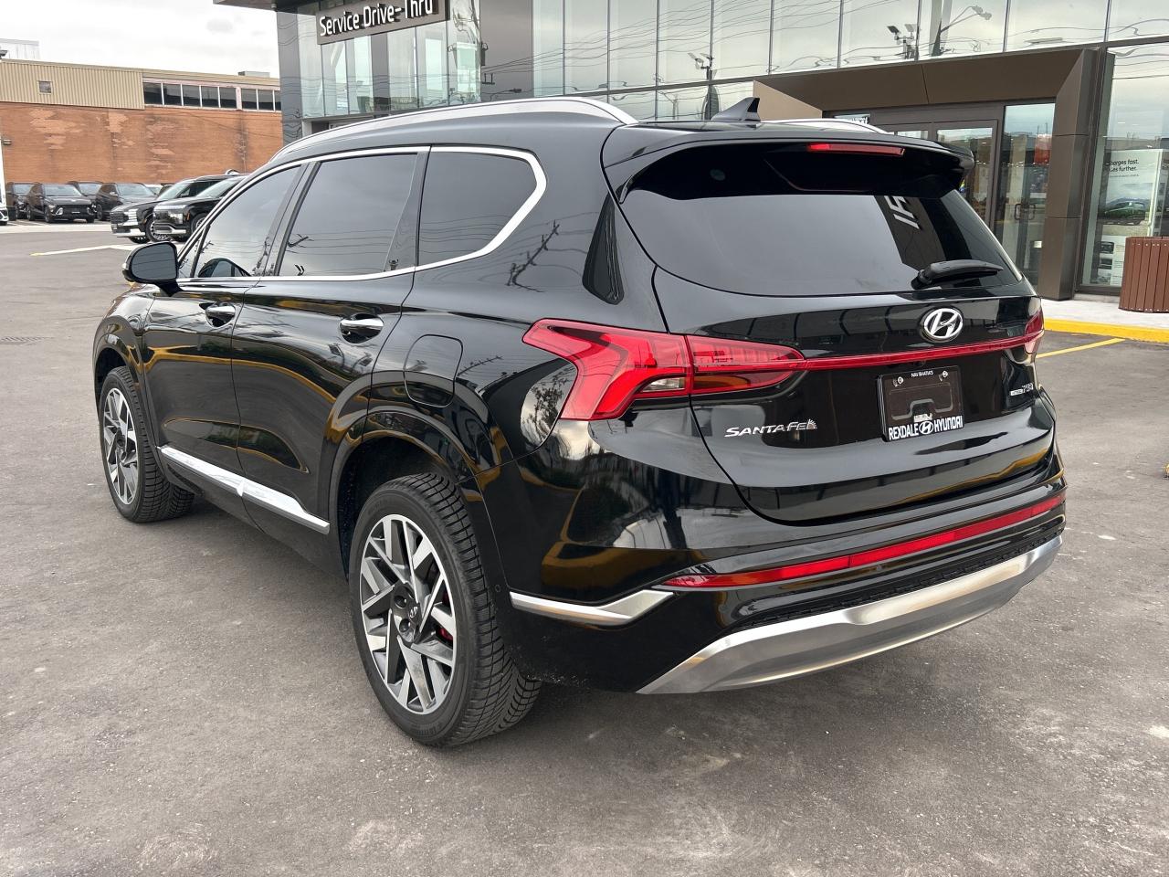 2023 Hyundai Santa Fe Ultimate Calligraphy AWD   Starting from 5.29% OAC Photo2