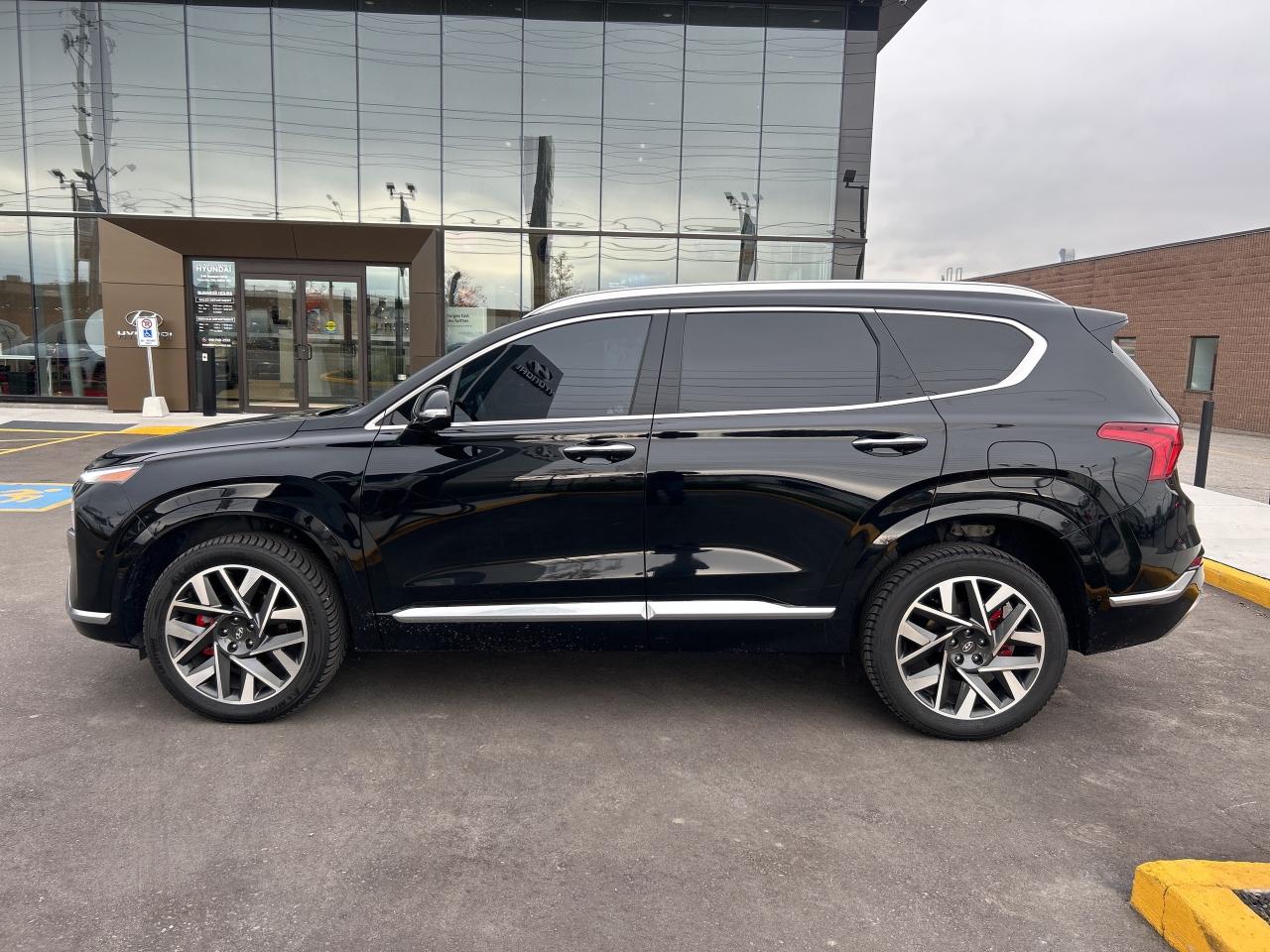 2023 Hyundai Santa Fe Ultimate Calligraphy AWD   Starting from 5.29% OAC Photo