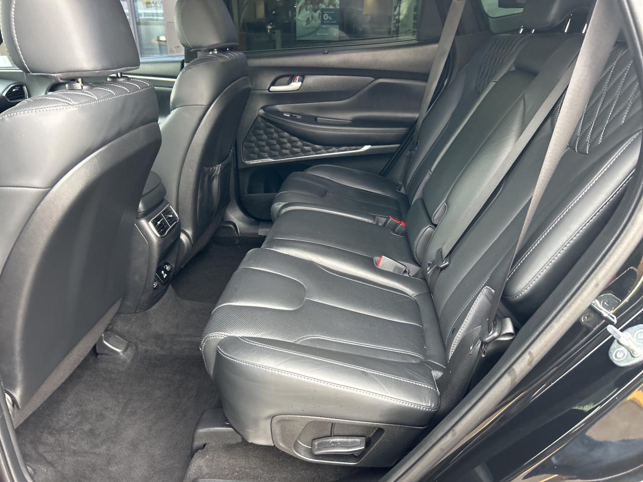 2023 Hyundai Santa Fe Ultimate Calligraphy AWD   Starting from 5.29% OAC Photo