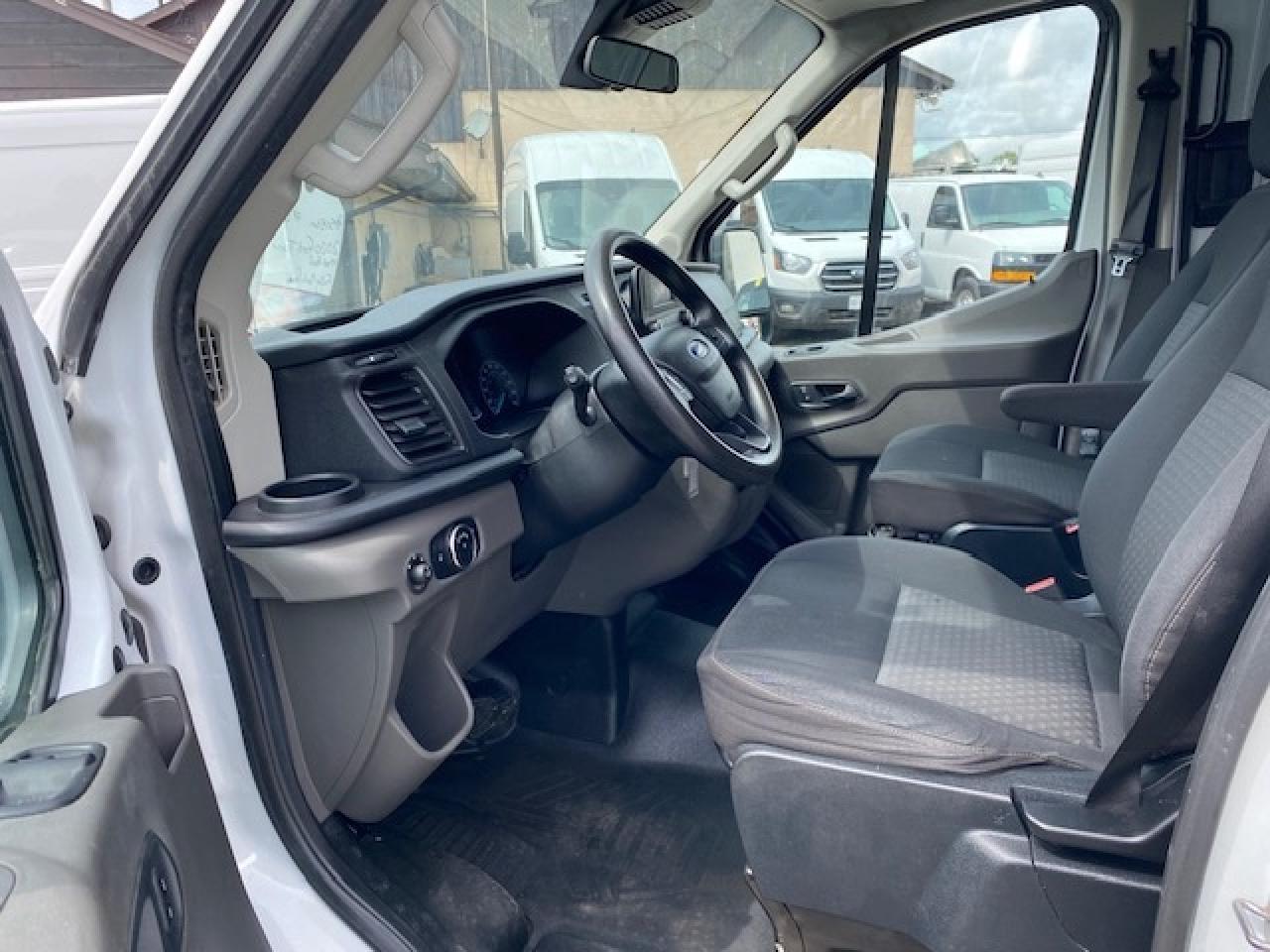 2020 Ford Transit Cargo Van Mid roof Transit. 91,000 Kms Photo