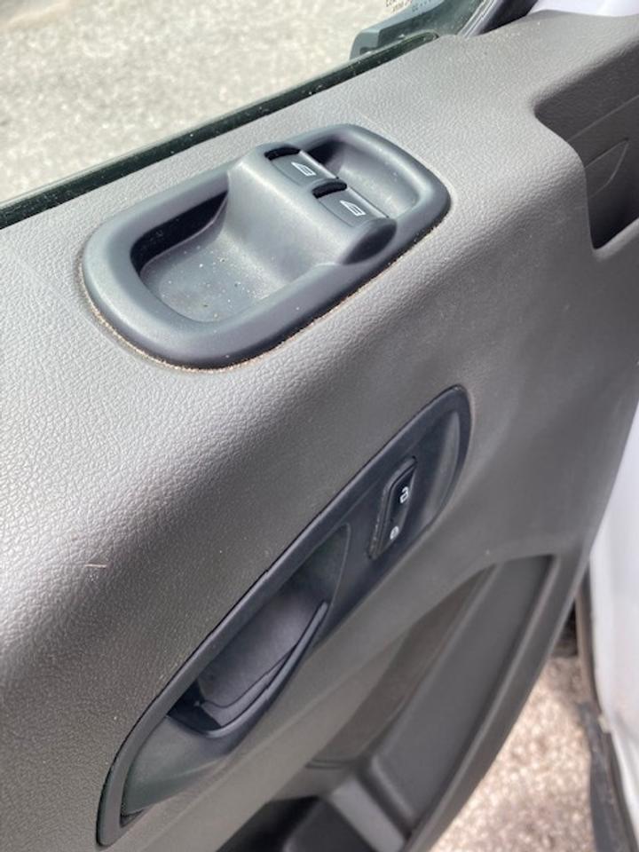 2020 Ford Transit Cargo Van Mid roof Transit. 91,000 Kms Photo