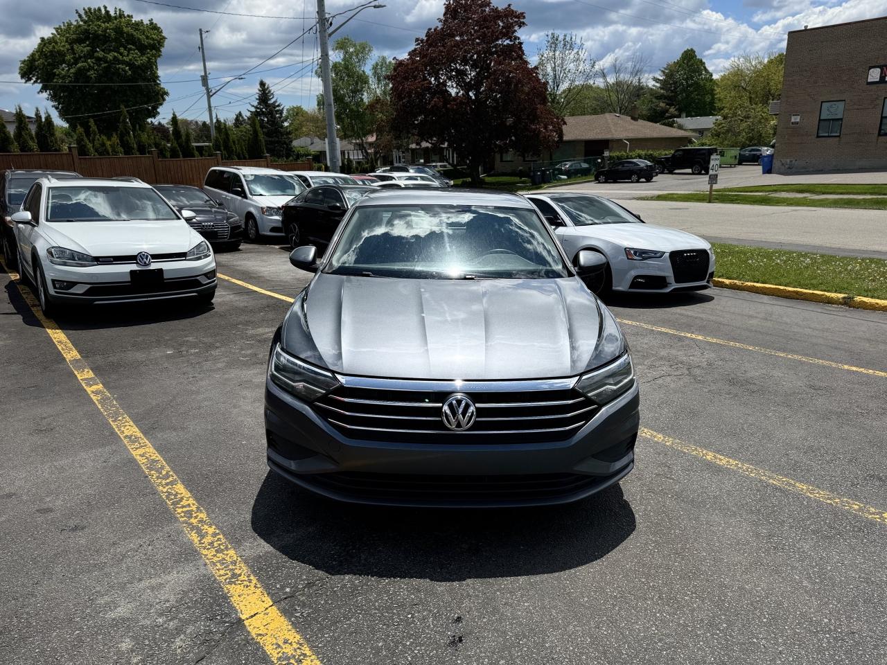2021 Volkswagen Jetta Comfortline Manual / CleanCarfax! Photo2