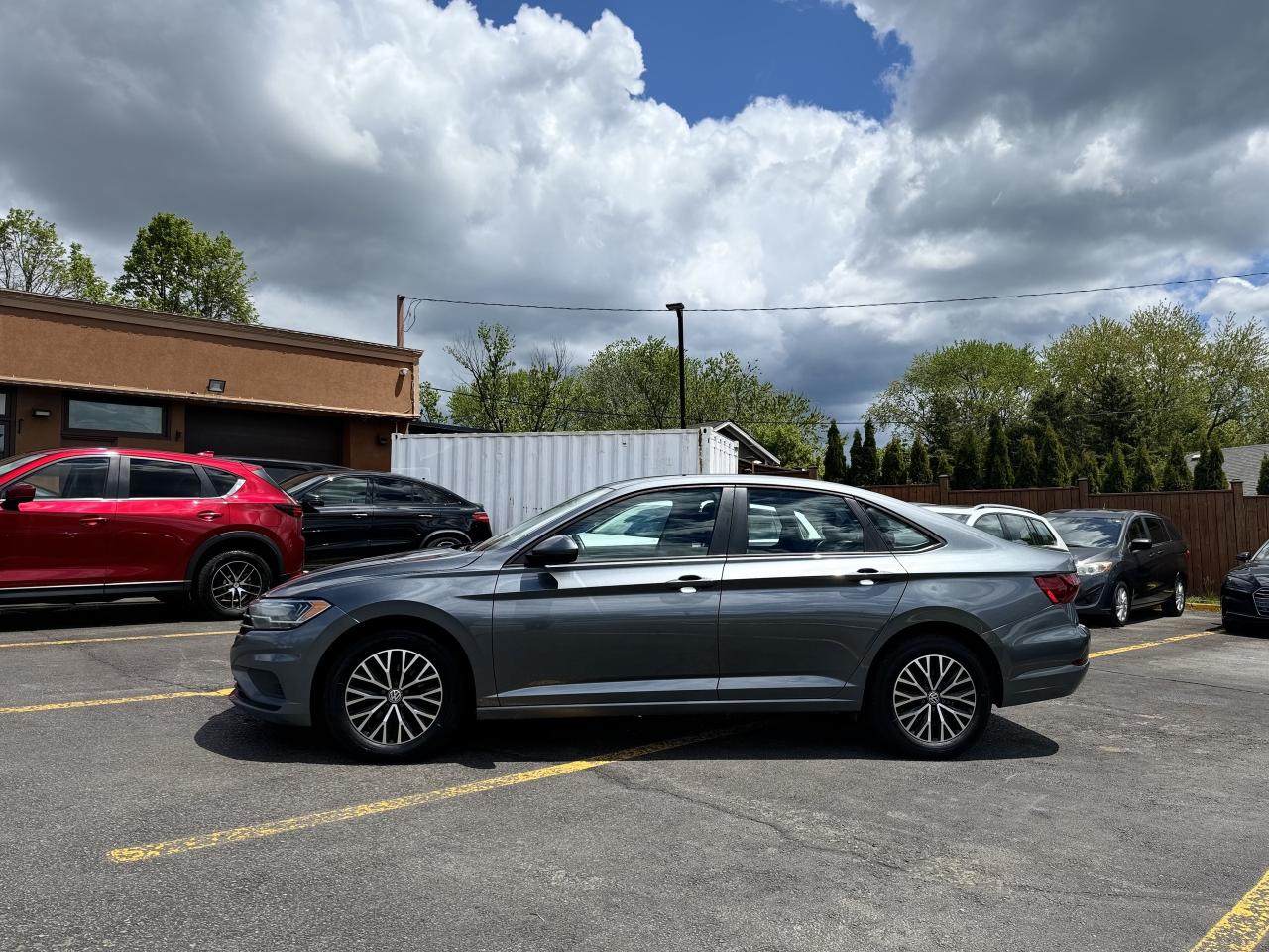 2021 Volkswagen Jetta Comfortline Manual / CleanCarfax! Photo