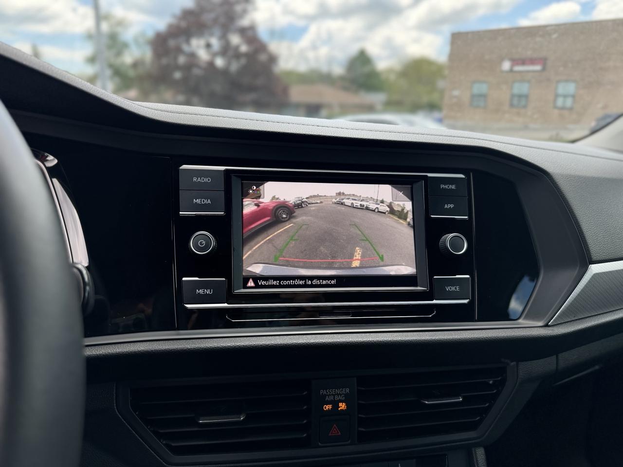 2021 Volkswagen Jetta Comfortline Manual / CleanCarfax! Photo