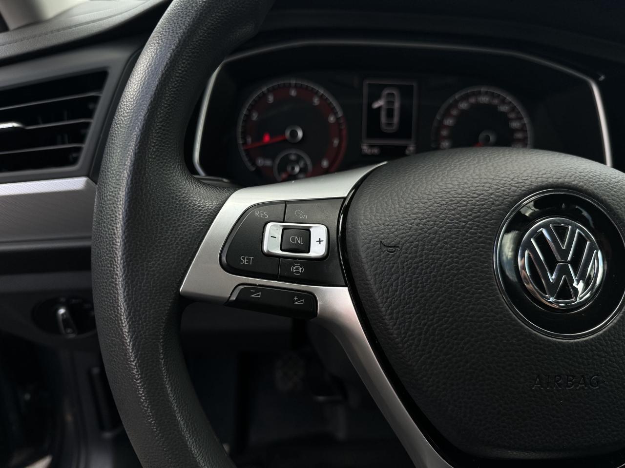 2021 Volkswagen Jetta Comfortline Manual / CleanCarfax! Photo