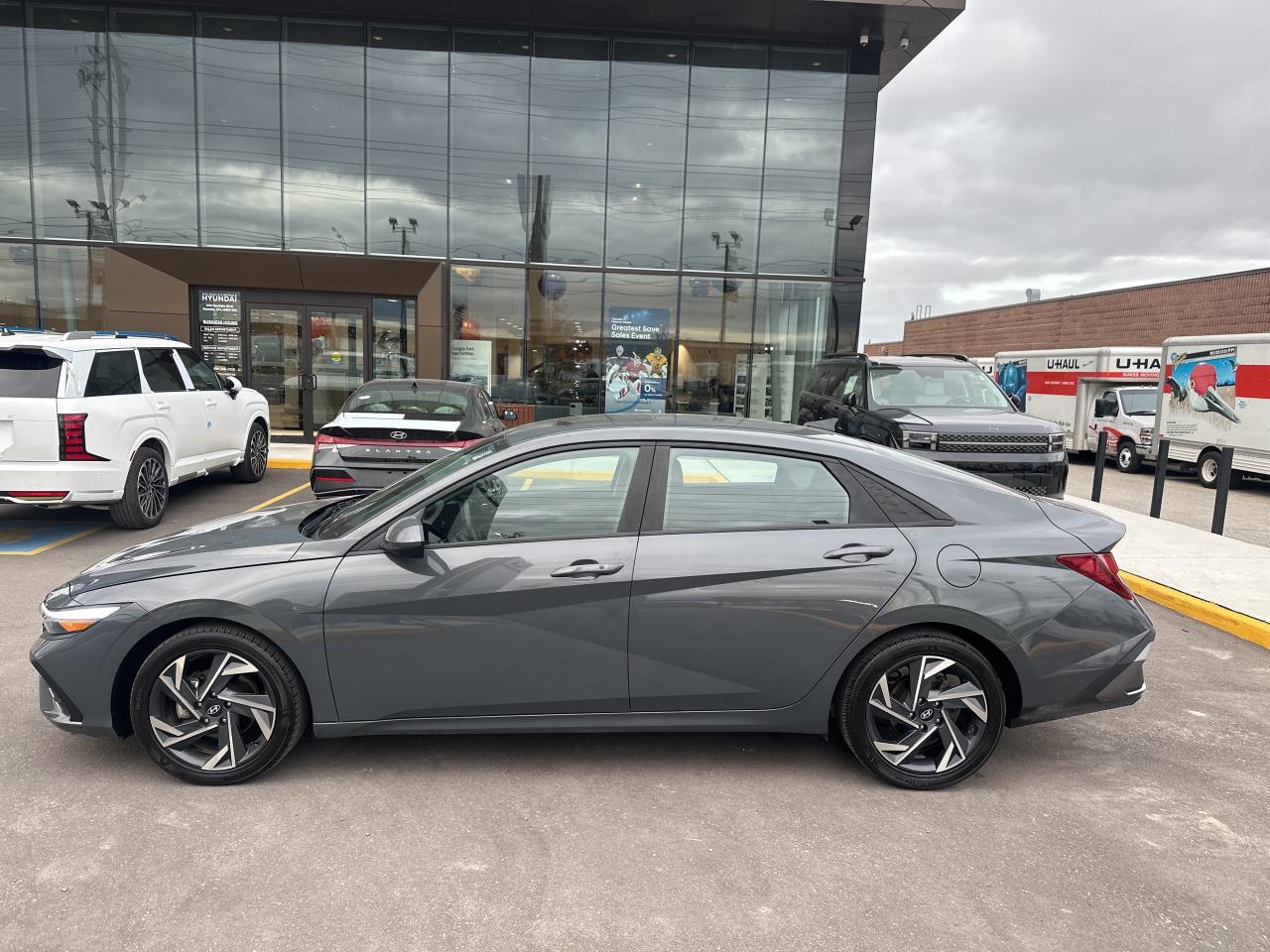 2024 Hyundai Elantra Preferred IVT w-Tech Pkg   Starting from 4.49% OAC Photo