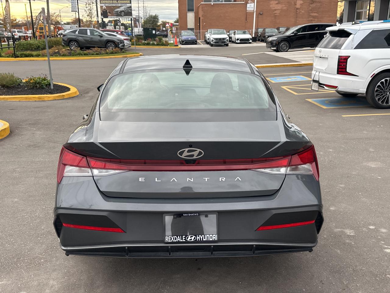 2024 Hyundai Elantra Preferred IVT w-Tech Pkg   Starting from 4.49% OAC Photo