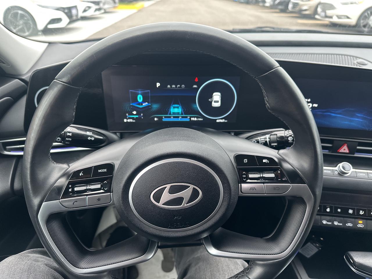 2024 Hyundai Elantra Preferred IVT w-Tech Pkg   Starting from 4.49% OAC Photo