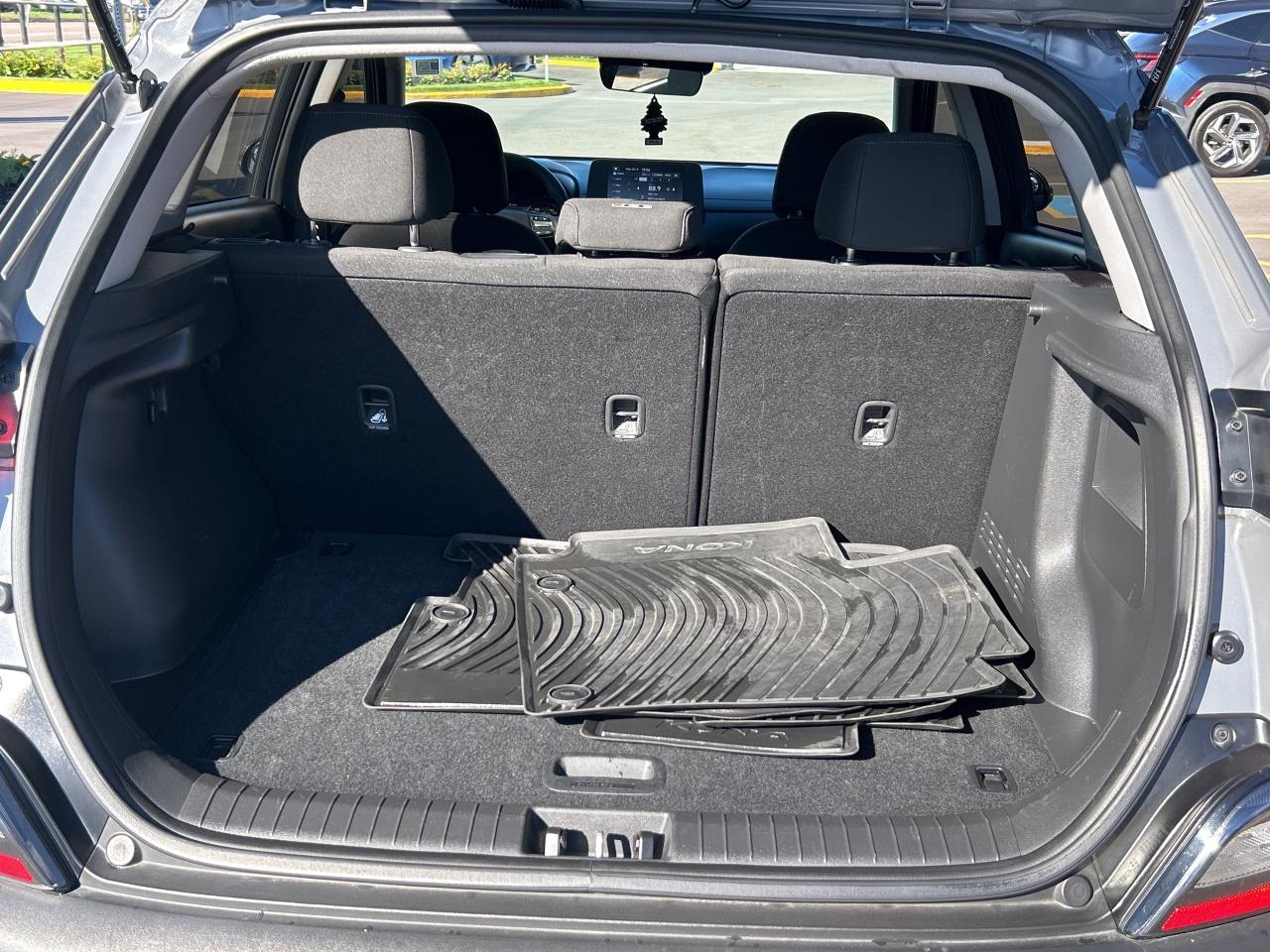 2023 Hyundai KONA 2.0L Essential AWD   Starting from 4.49% OAC Photo